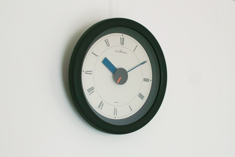 イサムノグチ80'S Studio Peak Hour Wall Clock ポストモダン