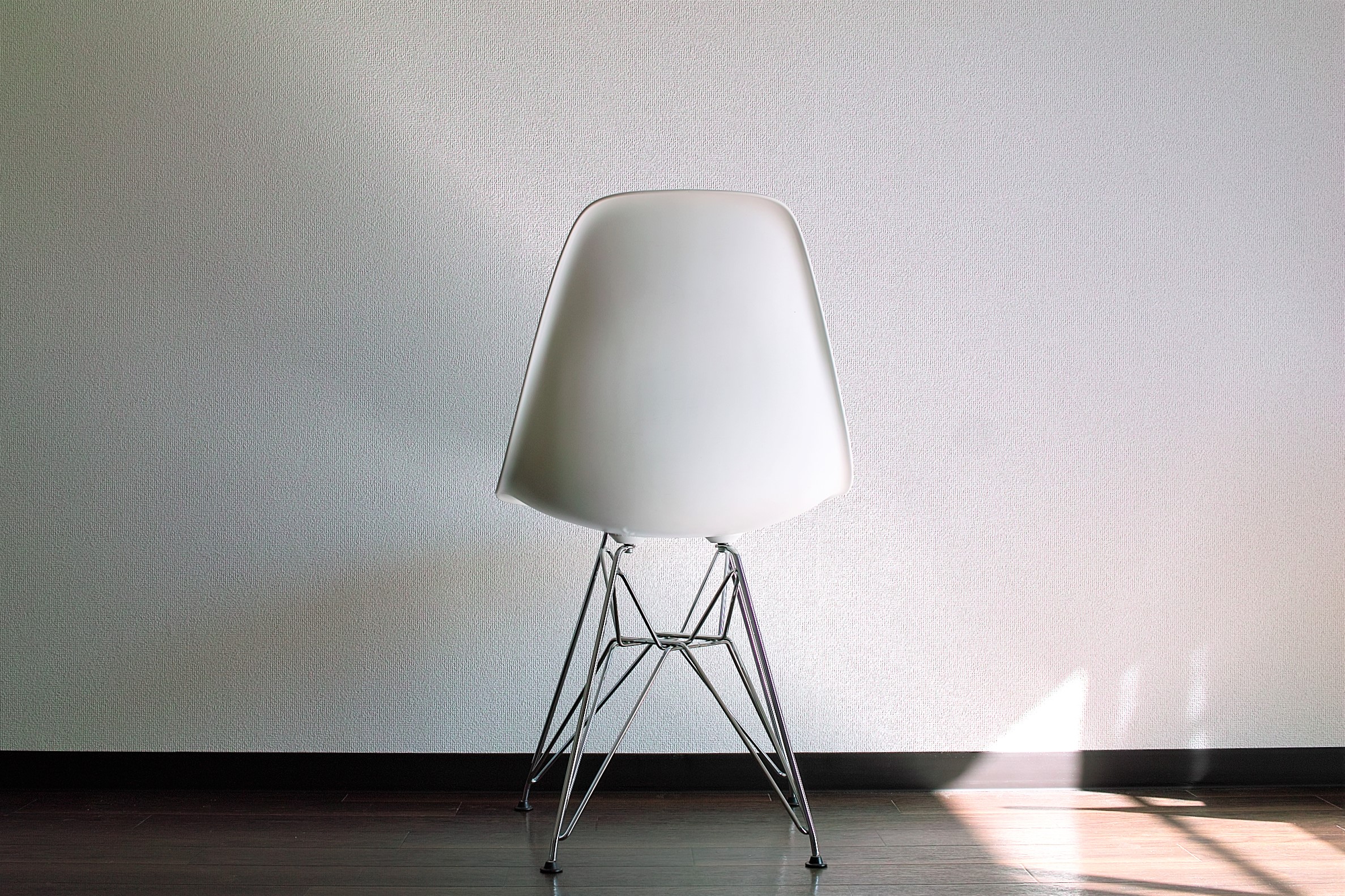 vitra eames イームズ サイドシェルチェア【白・クッション付き】 - 一般