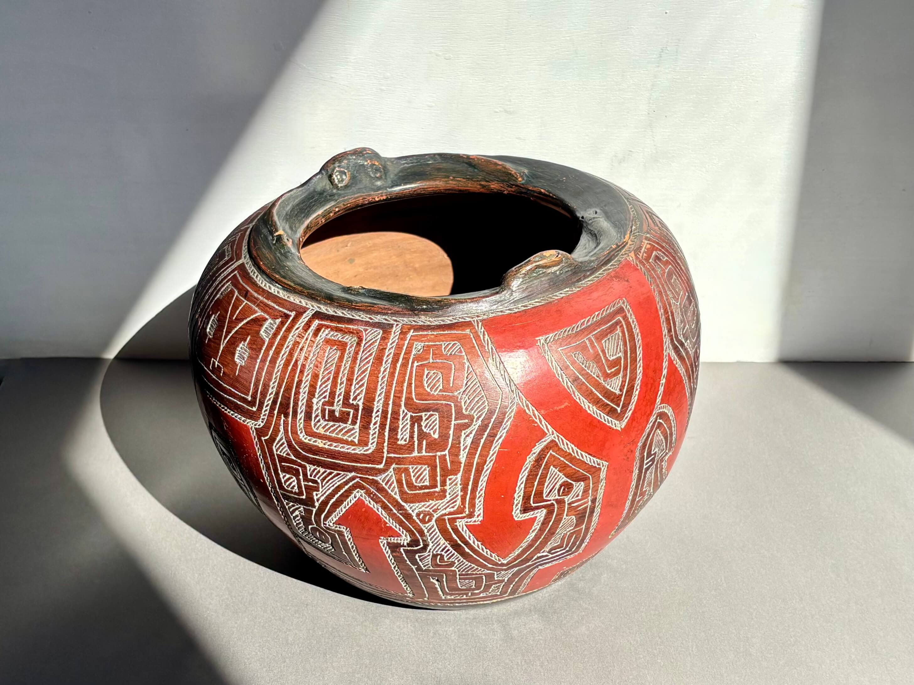 No.12799「Marajoara 陶器の壺:ブラジル」直径25cm - 画像 (3)